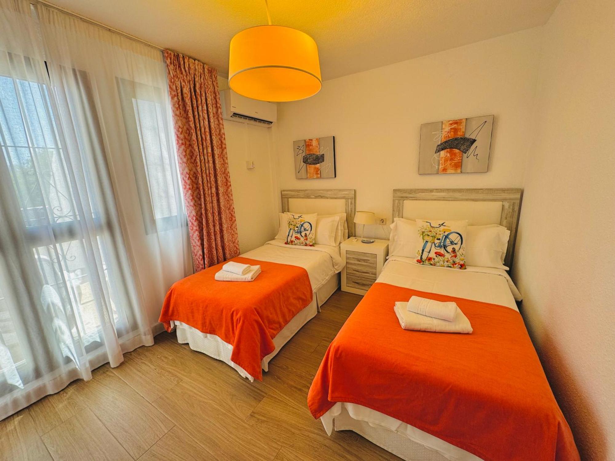 Pueblo Evita Premium Suites Benalmádena Exteriér fotografie