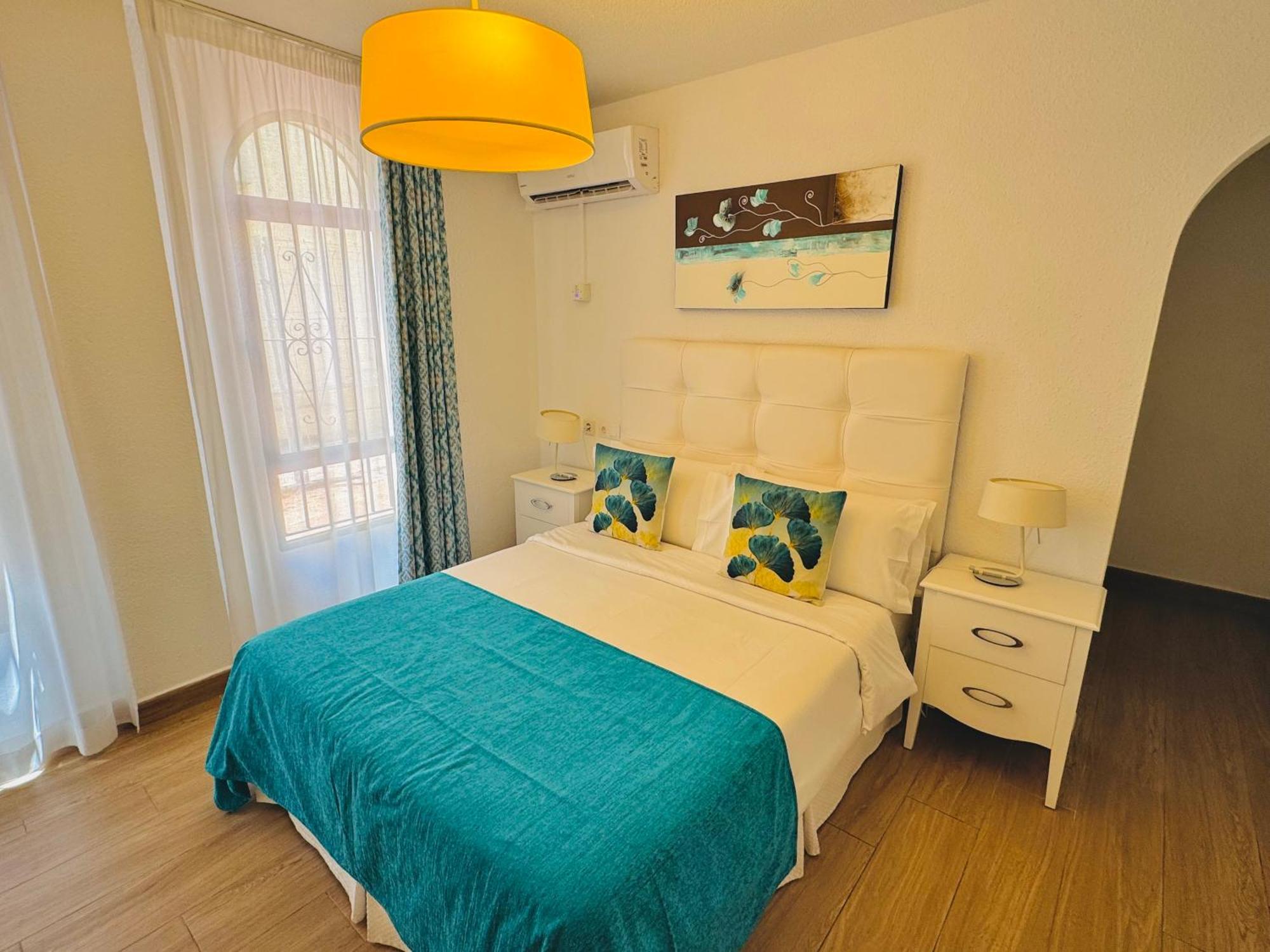 Pueblo Evita Premium Suites Benalmádena Exteriér fotografie