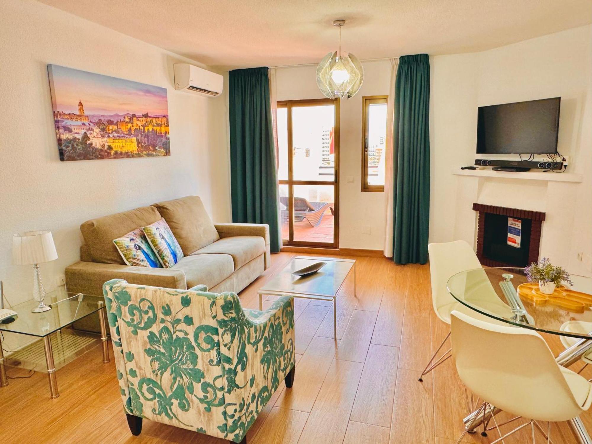 Pueblo Evita Premium Suites Benalmádena Exteriér fotografie