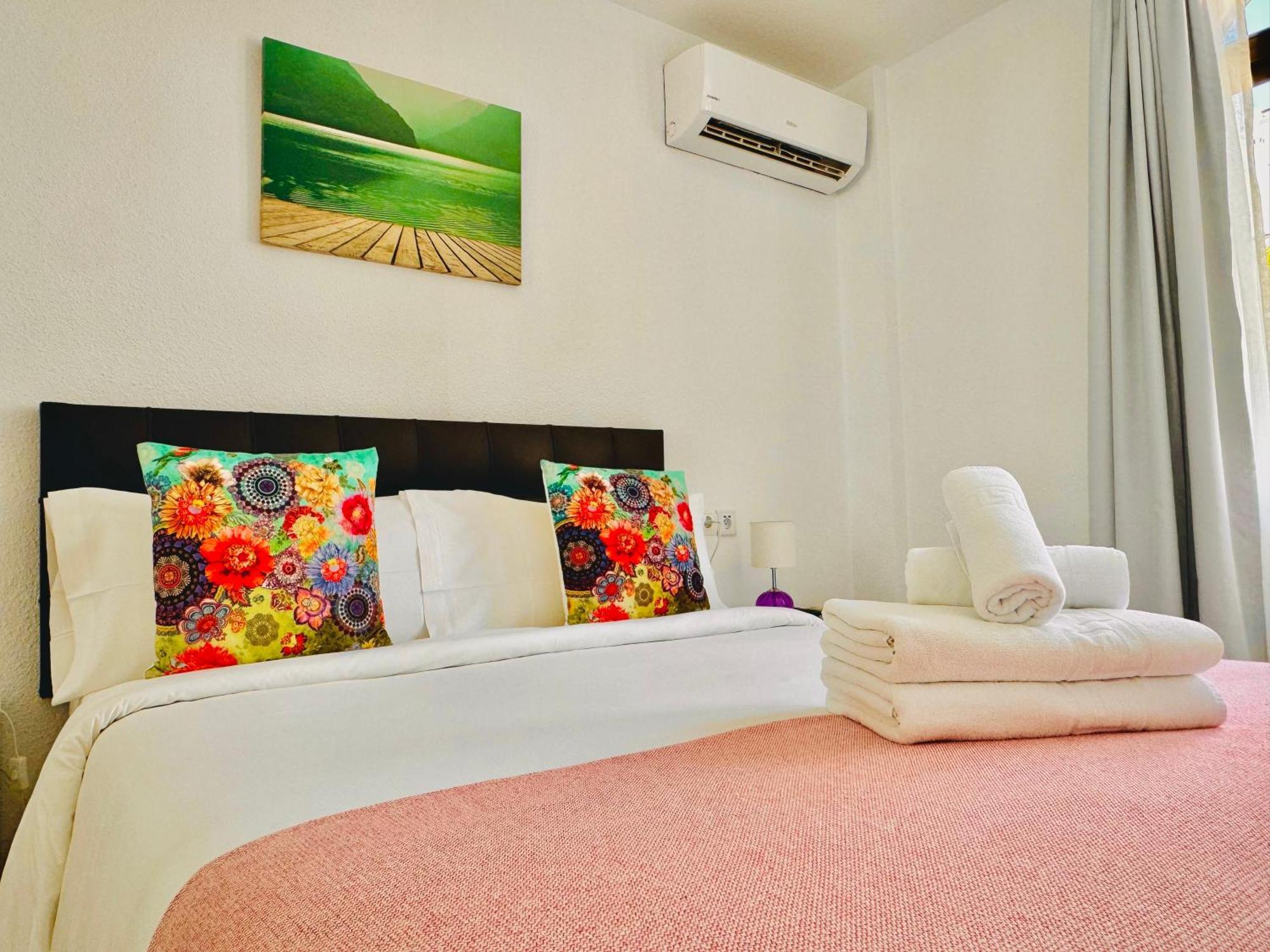 Pueblo Evita Premium Suites Benalmádena Exteriér fotografie