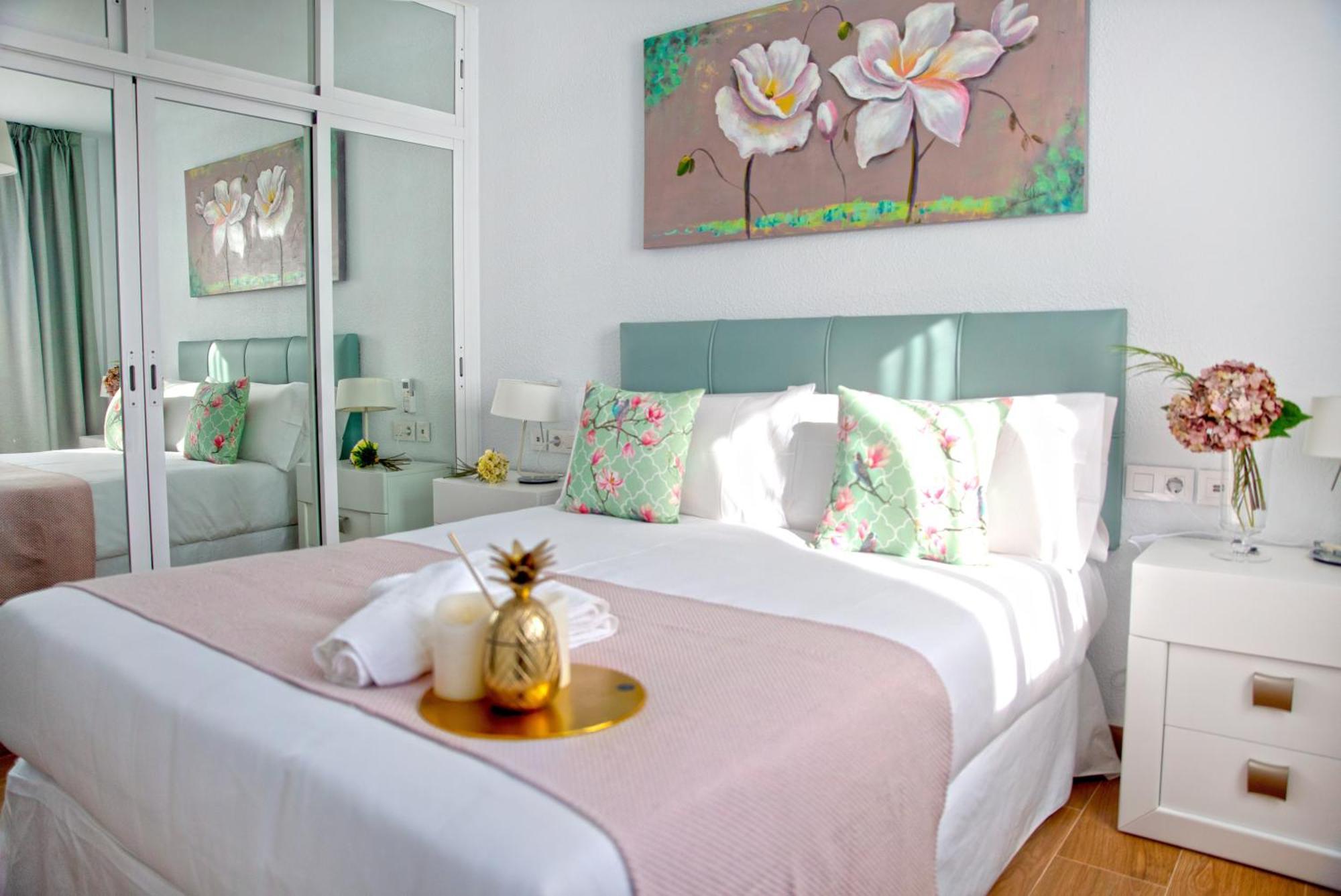 Pueblo Evita Premium Suites Benalmádena Exteriér fotografie